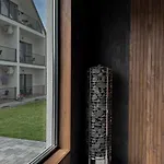 Velvet Apartment Skhidnytsia