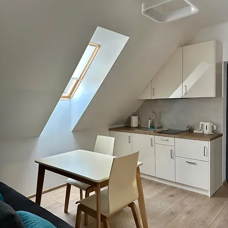 Velvet * Skhidnytsia